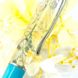 手作りハーバリウムの画像