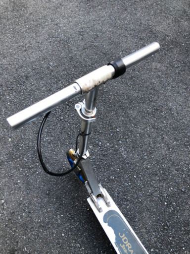 キックボード　キックスケーター