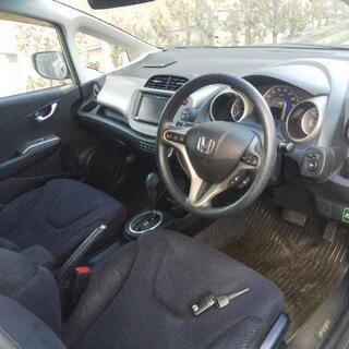 車検4年1月 フィットハイブリッド  スマートキー HIDの画像