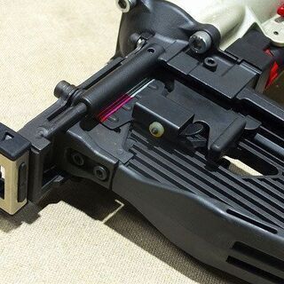 【苫小牧バナナ】MAX/マックス 常圧 フロアタッカ ステープル用 エアネイラ TA-557F 中古 動作確認済み 状態良好♪の画像