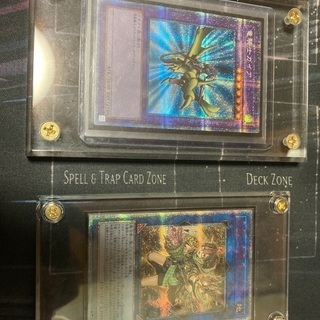 遊戯王　竜騎士ガイアとアウスの2枚組。