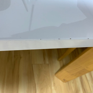 テーブル、イス（2つ）の画像