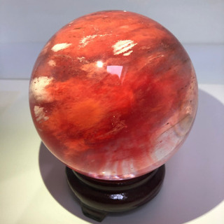 １★赤水晶丸玉★１０２mmの画像