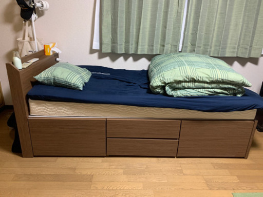 ニトリシングルベッド(収納付き)