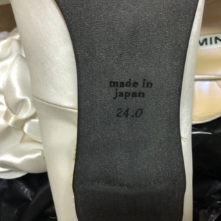 白パンプス①の画像