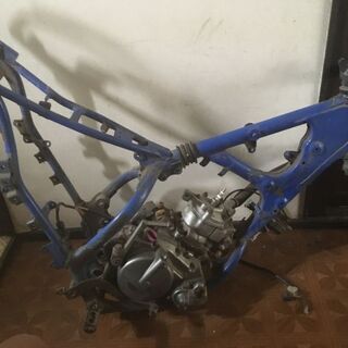 TS125R オフ車　2st 　エンジンフレーム　部品どり等に