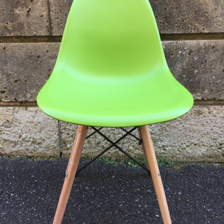✅新品未使用💝イームズチェアリプロダクト グリーン軽量改定前の頑...