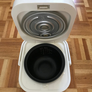 ニトリ  3合炊飯器の画像