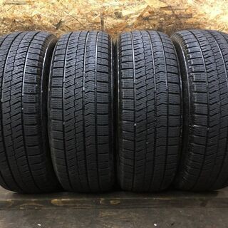 BS BLIZZAK VRX2 205/60R16 16インチ スタッドレス 4本 2017年製 バリ溝 BMW 3シリーズ VOVLO V70等　(VTE354-2) クレジットカード QR決済可能