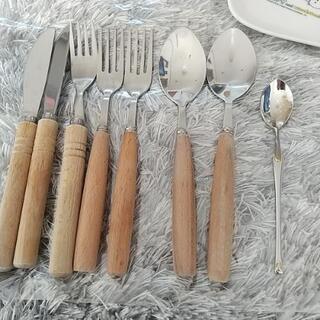 食器セット ☆スヌーピー マグカップ&プレート  ウッドスプーン、フォーク☆     の画像