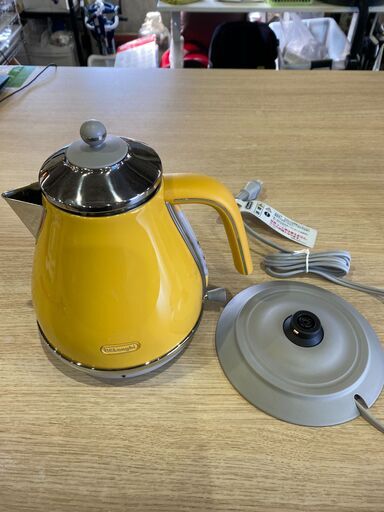 未使用・展示品 デロンギ Delonghi KBOC1200J 電気ケトル アイコナ・キャピタルズ ニューヨークイエロー