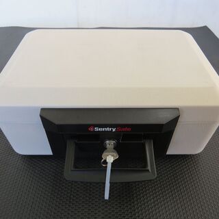 山口)下松市より 耐火金庫 Sentrysafe BIZHB12H