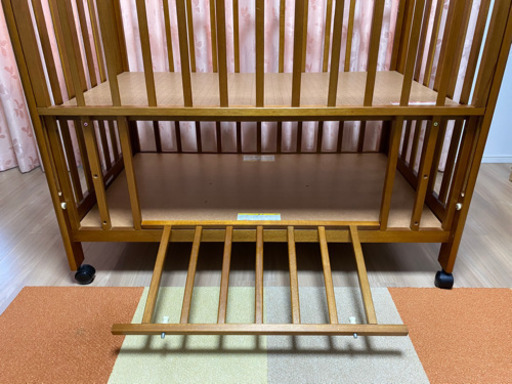 ベビーベッド　KATOJI