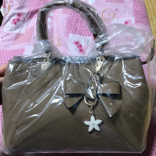 茶色のかばん
