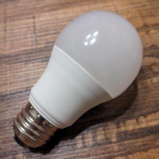 LED 電球 蛍光灯色 4個の画像