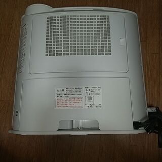シャープ ヒーター・ 高濃度プラズマクラスタ－7000 量販店モデル HX-12E9 の画像