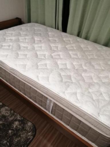新品未使用マットレスセミダブル