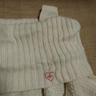 repipi armario(レピピアルマリオ)オフホワイトニットMsizeの画像