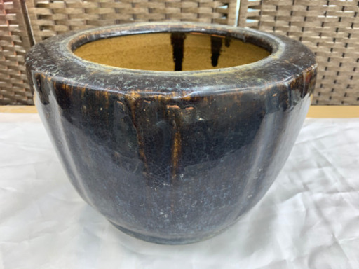 【成約御礼】火鉢/焼物/陶器/水鉢/メダカ[中古品]¥1,100