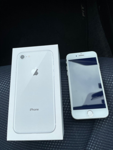 iPhone 8 Silver 64 GB SIMフリー