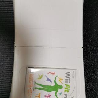 WiiのバランスボードとWiiFit+WiiFitPlusの三点...