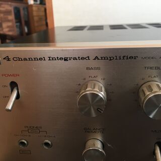 4チャンネルアンプ　ビクター MCA-V5 アンプ ジャンクの画像