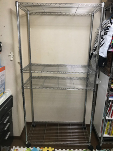 決まりました！沢山☆イイネ＆メッセージありがとうございました！メタルラック 45×90×180 ローラー付き