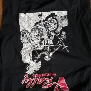 Vラリーのシャツ２点の画像