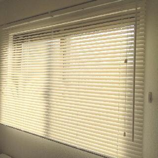 ブラインドカーテン　白　135×100　2セットの画像