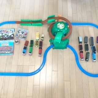 トーマス　プラレール　どきどきマウンテン