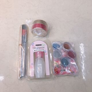 新品☆ネイルセット1組※引き取りに来てくださる方優先