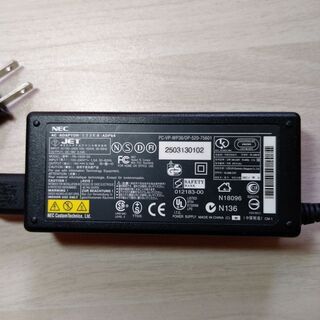 （中古）送料無料　ノートパソコン用ACアダプター