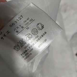 白 マキシ丈ワンピースの画像