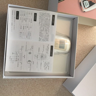 【新品未使用】脱毛器 レーザー 永久脱毛 IPL光脱毛器 光美容器 冷感脱毛 99万回照射 髭 VIO対応 腕 足 脇 背 ビキニ 顔 連続フラッシュ 5段階調節 家庭用 男女全身用 安全便利 PSE認証済みの画像