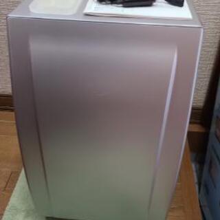 ポータブル保冷庫(製氷機能付)