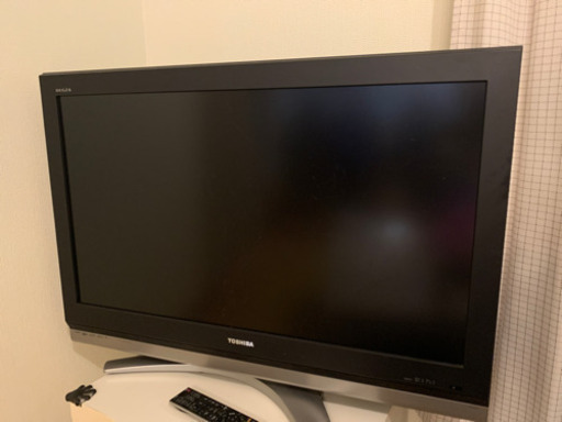 TOSHIBA REGZA 液晶カラーテレビ　37インチ