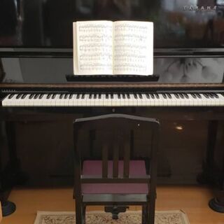 YAMAHA 　アップライト　ピアノ