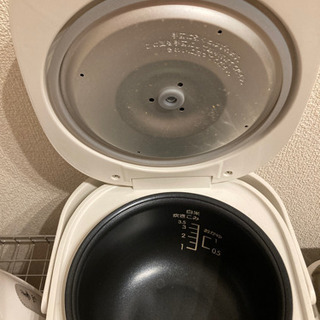 炊飯器の画像
