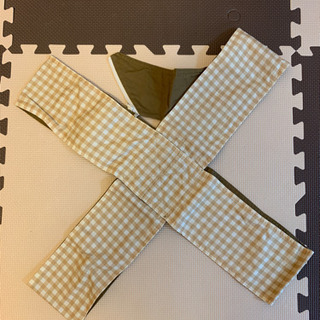 ベルメゾン　クロス抱っこ紐の画像