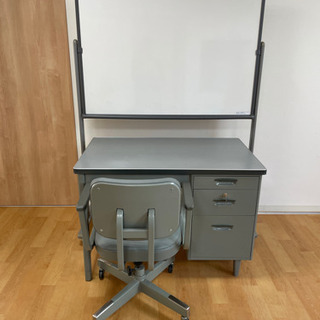 3点セット　事務机・事務椅子・ホワイトボード