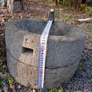 【値下げ】古い石臼２個  飛び石  オブジェ