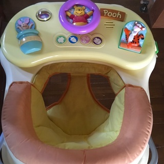 プーさん歩行器の画像