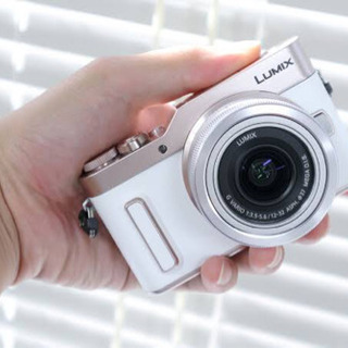 【無料】カフェでマッチングアプリの写真撮影+アドバイス