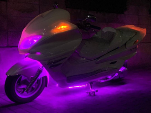 大人気カラー‼︎【YAMAHA マジェスティ】オールホワイトフルカスタム‼︎LED付