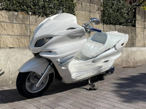 大人気カラー‼︎【YAMAHA マジェスティ】オールホワイトフルカスタム‼︎LED付