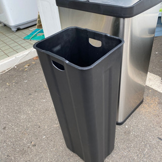 ペダル式2口　ステンレスダスト（ゴミ箱）ボックス　リサイクルショップ宮崎屋21.4.12の画像