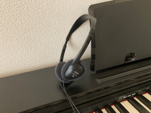 【取引中】ＣＡＳＩＯ 電子ピアノ　Ｐｒｉｖｉａ（プリヴィア）（８８鍵盤） ＰＸ−７７０ＢＫ　（ブラックウッド調）