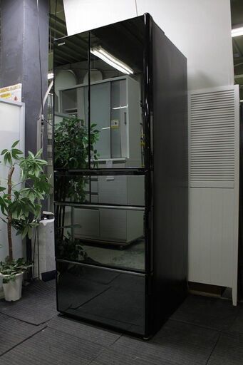 R2685) HITACHI 中古日立 6ドア 冷凍冷蔵庫 555L R-X5700F (X) 真空チルド 自動製氷 フレンチドア クリスタルミラー 2016年製! 冷蔵庫 店頭取引大歓迎♪