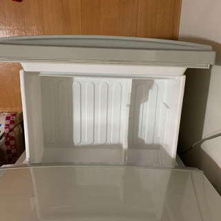 【引渡者決定】SHARP冷蔵庫　137Lの画像