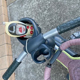 子供用三輪車の画像
